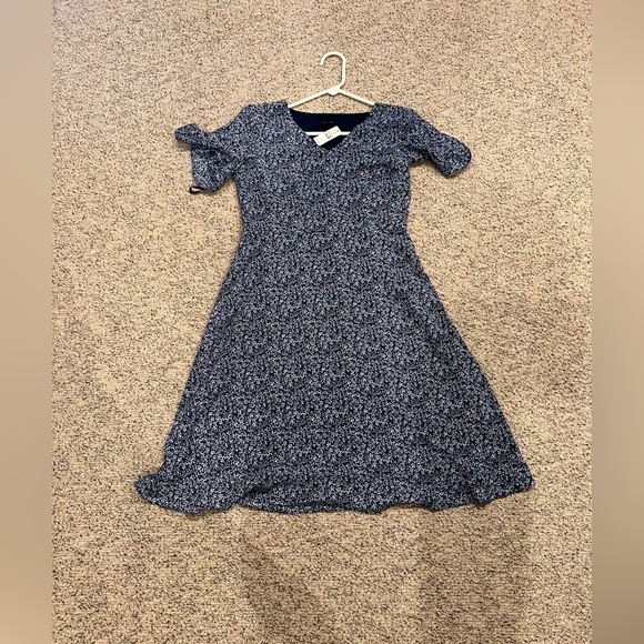 Talbots Short Sleeve Dress NWT Size 2 Petite - Picture 5 of 11